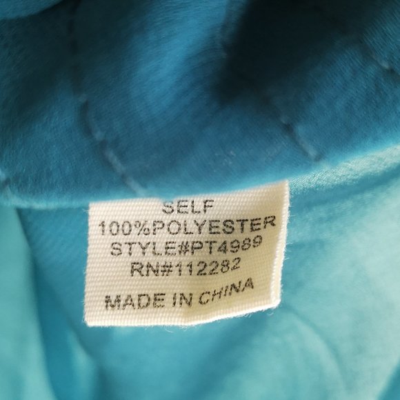 NWT - CHANDI & LIA - Easy to Wear Detailed Teal Top with Exposed Back Zipper - Picture 4 of 5